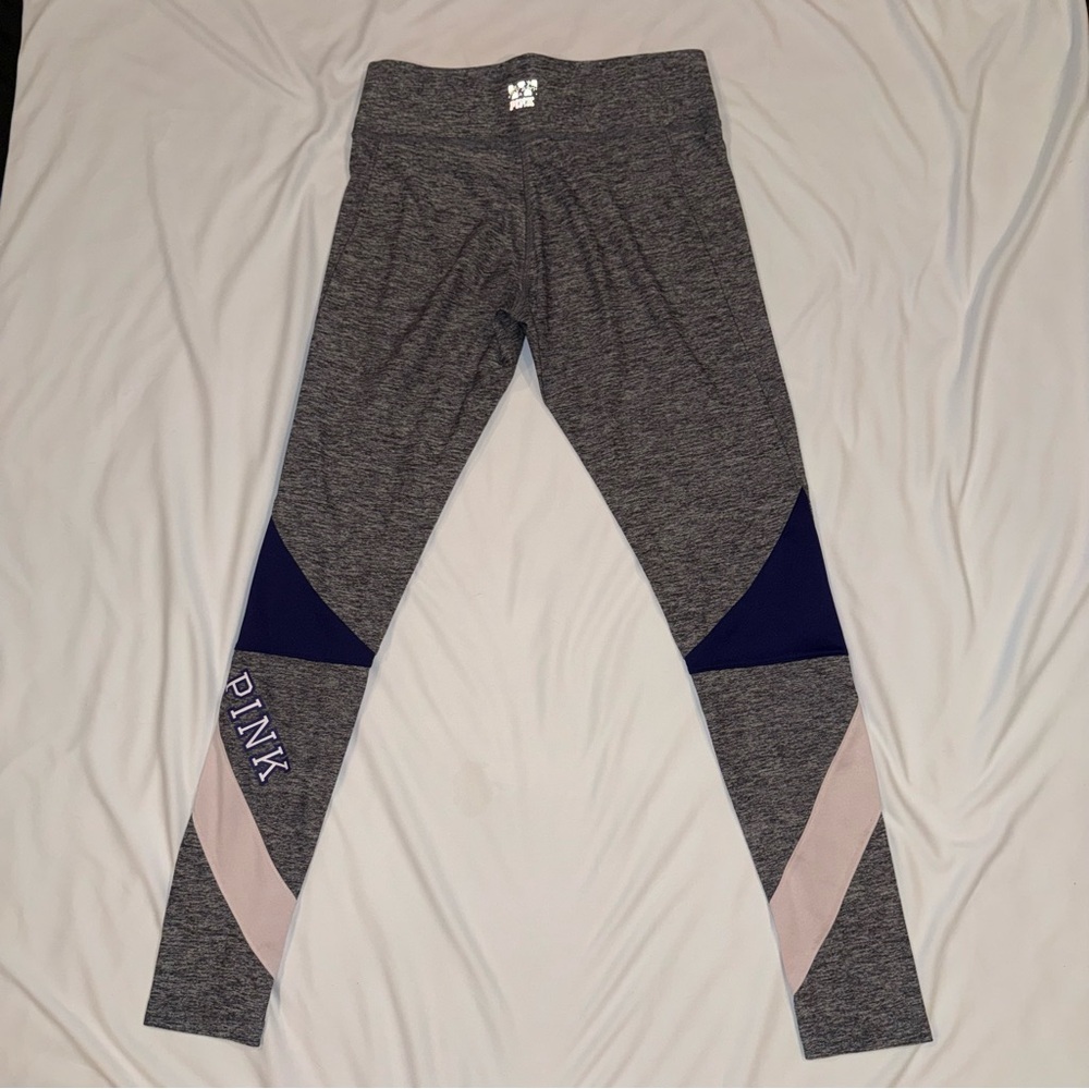 PINK Victoria's Secret‎ Gray & Black Performance Leggings
